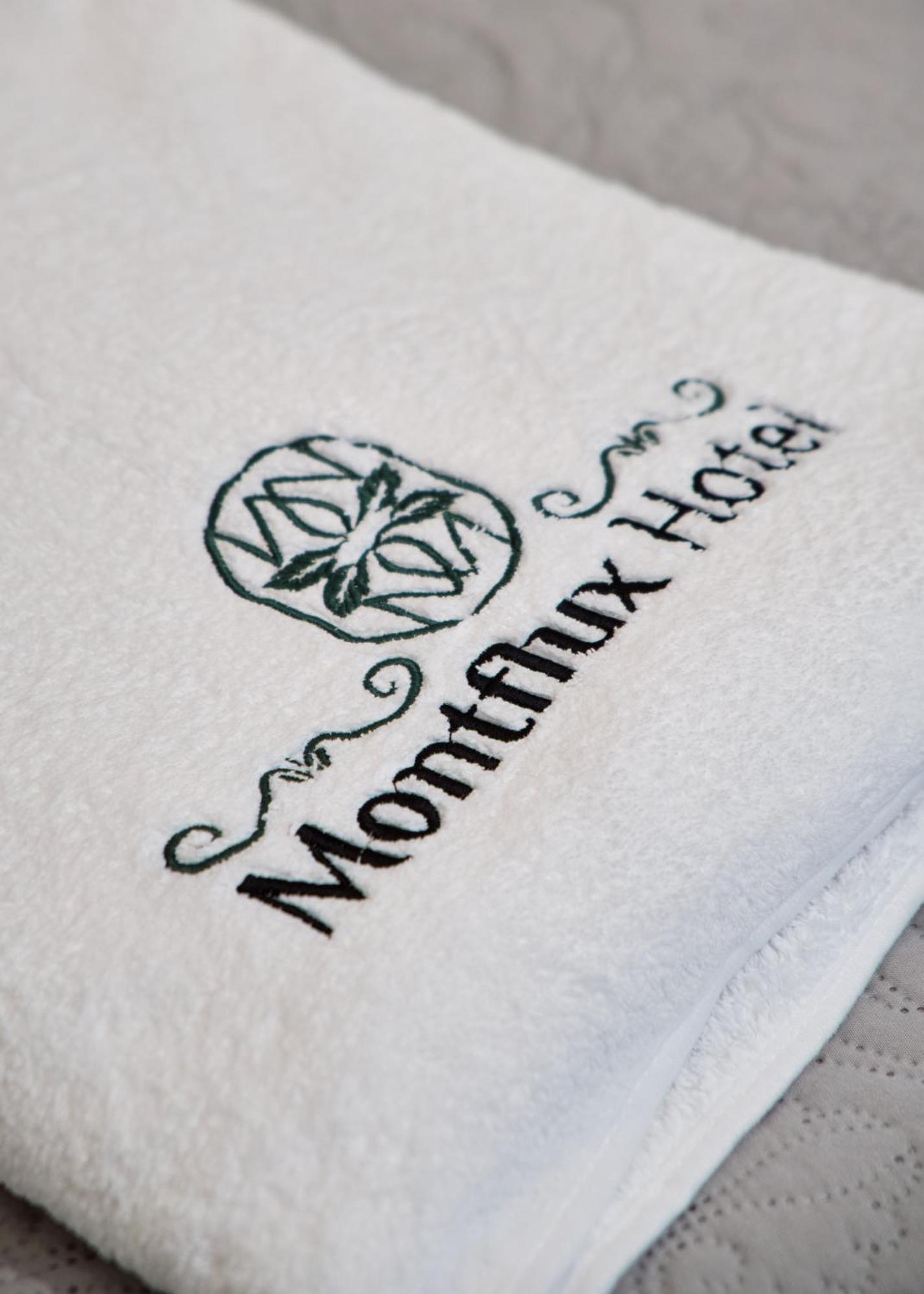 Montflux Hotel Boks Oda fotoğraf