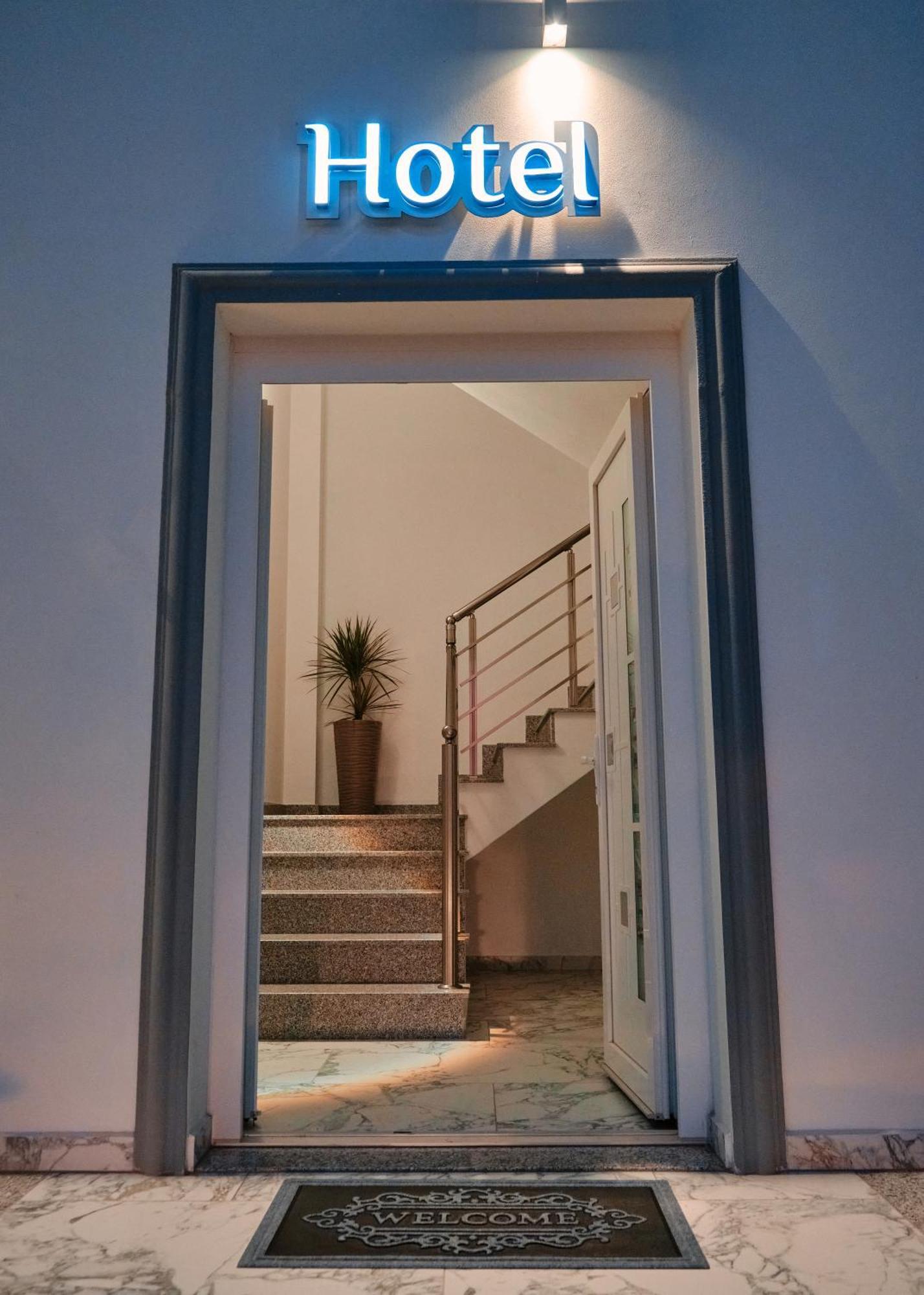 Montflux Hotel Boks Dış mekan fotoğraf