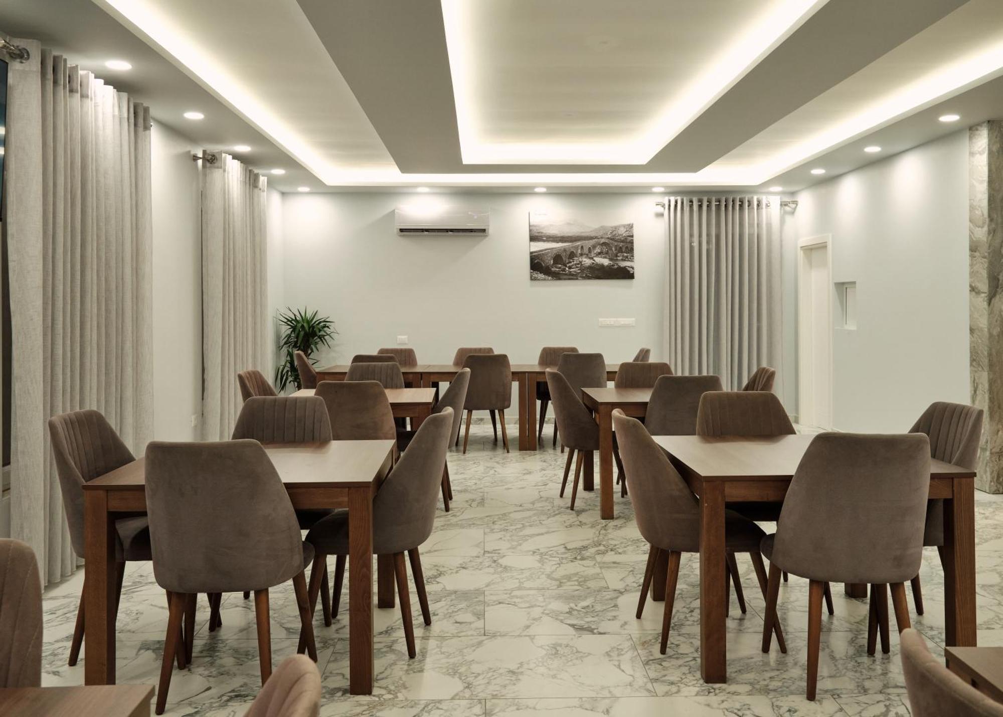 Montflux Hotel Boks Dış mekan fotoğraf