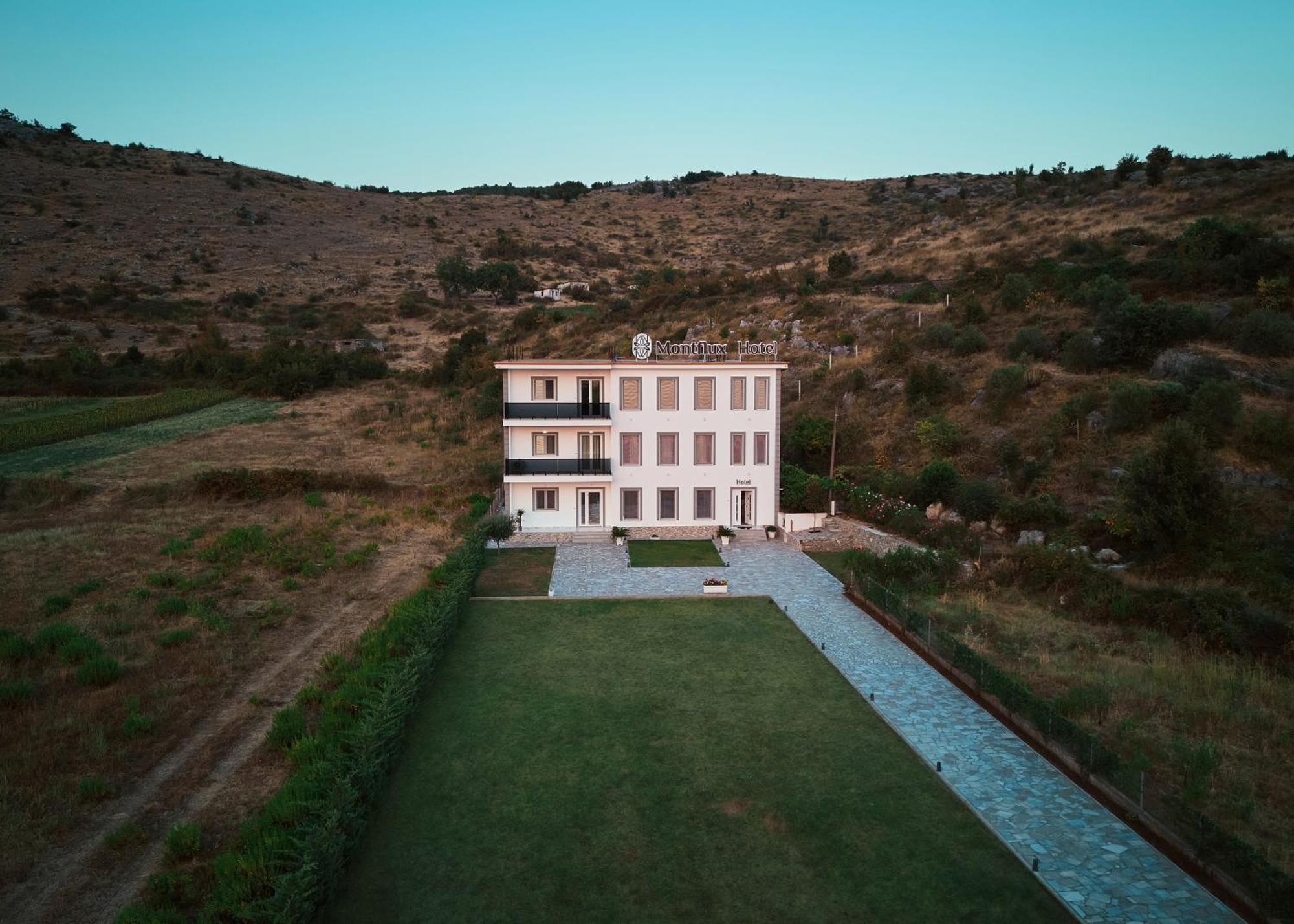 Montflux Hotel Boks Dış mekan fotoğraf